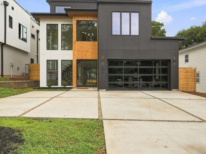 846 Belmont Avenue, Charlotte, NC 28205.  MLS# CAR4422854, YatesRealty ID 51612. 