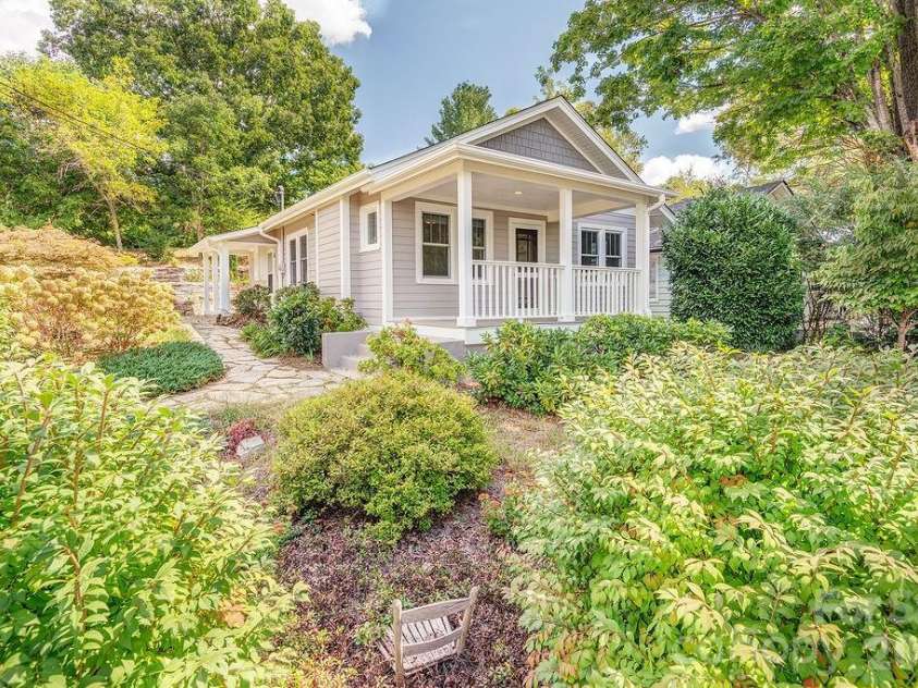 11 Temple Avenue, Asheville, NC 28804.  MLS# CAR4421842, YatesRealty ID 51613. Stonework, pathways, and mature gardens