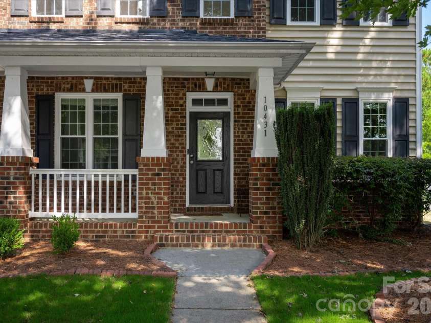 10431 Alvarado Way, Charlotte, NC 28277.  MLS# CAR4421425, YatesRealty ID 51614. 