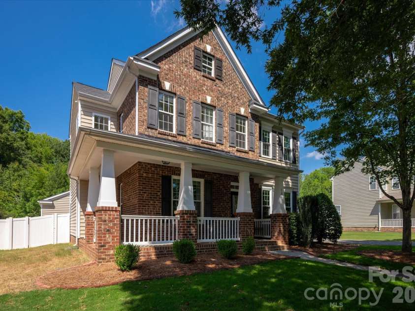 10431 Alvarado Way, Charlotte, NC 28277.  MLS# CAR4421425, YatesRealty ID 51614. 