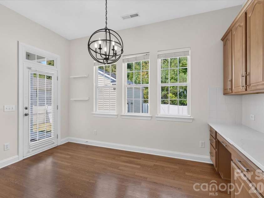 10431 Alvarado Way, Charlotte, NC 28277.  MLS# CAR4421425, YatesRealty ID 51614. 