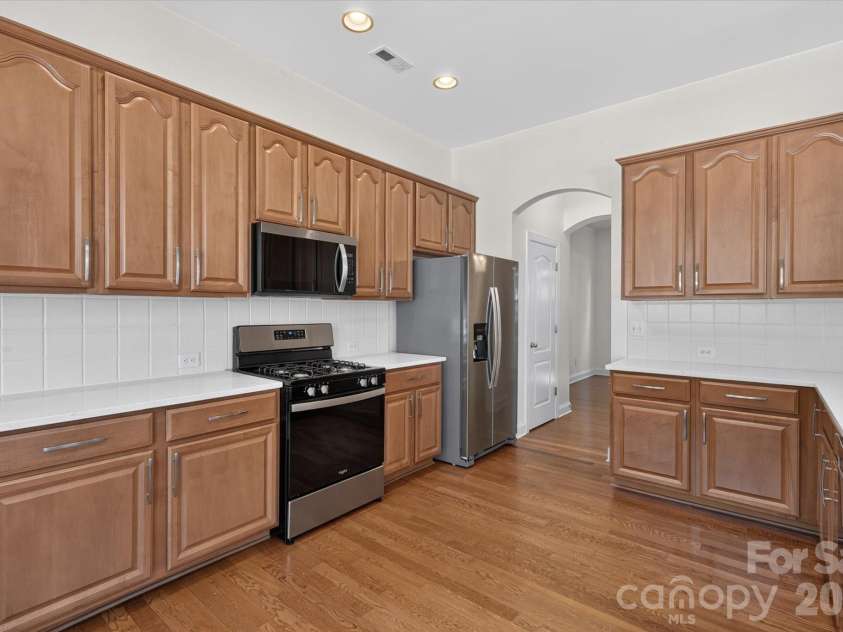 10431 Alvarado Way, Charlotte, NC 28277.  MLS# CAR4421425, YatesRealty ID 51614. 