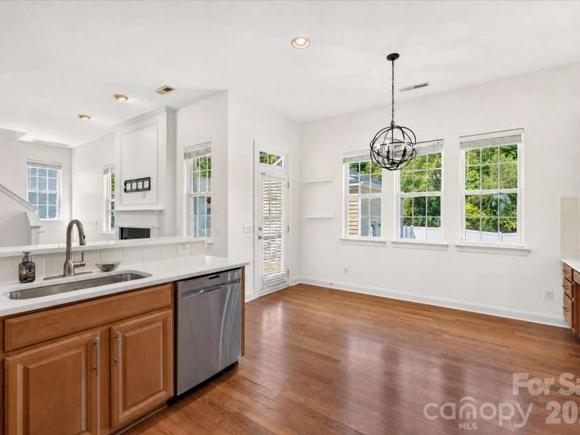 10431 Alvarado Way, Charlotte, NC 28277.  MLS# CAR4421425, YatesRealty ID 51614. 