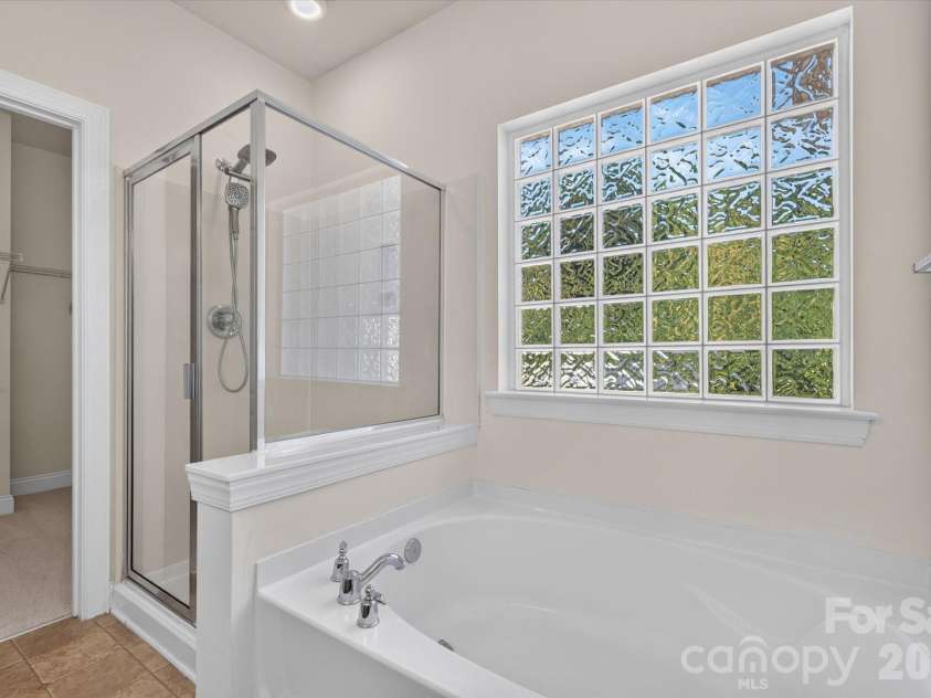 10431 Alvarado Way, Charlotte, NC 28277.  MLS# CAR4421425, YatesRealty ID 51614. 