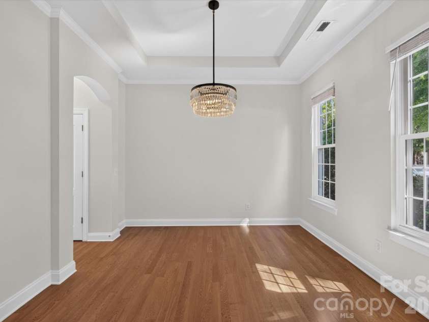 10431 Alvarado Way, Charlotte, NC 28277.  MLS# CAR4421425, YatesRealty ID 51614. Dining room