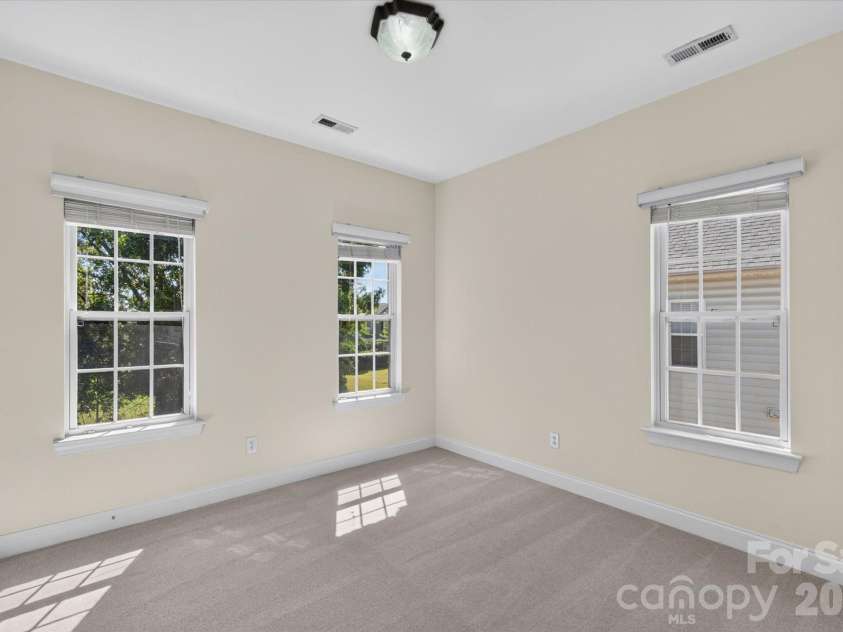 10431 Alvarado Way, Charlotte, NC 28277.  MLS# CAR4421425, YatesRealty ID 51614. Secondary bedroom