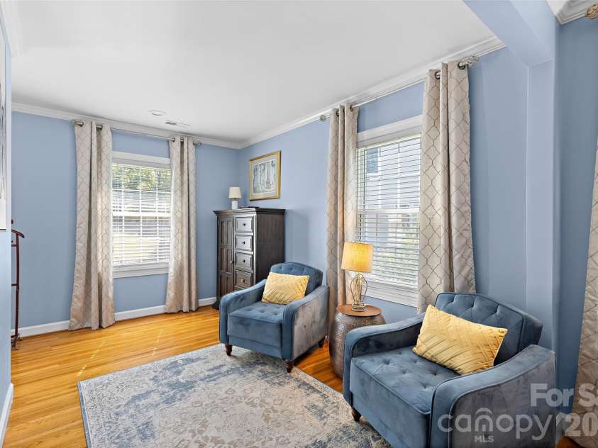 1109 Tuxedo Court, Charlotte, NC 28211.  MLS# CAR4423114, YatesRealty ID 51615. 