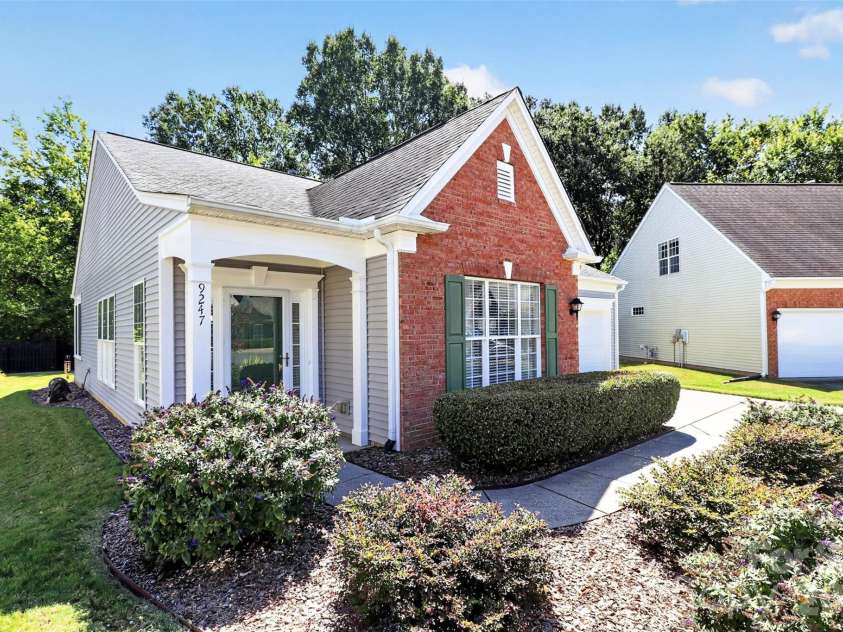 9247 Elrose Place, Charlotte, NC 28277.  MLS# CAR4424093, YatesRealty ID 51617. 9247 Elrose Place