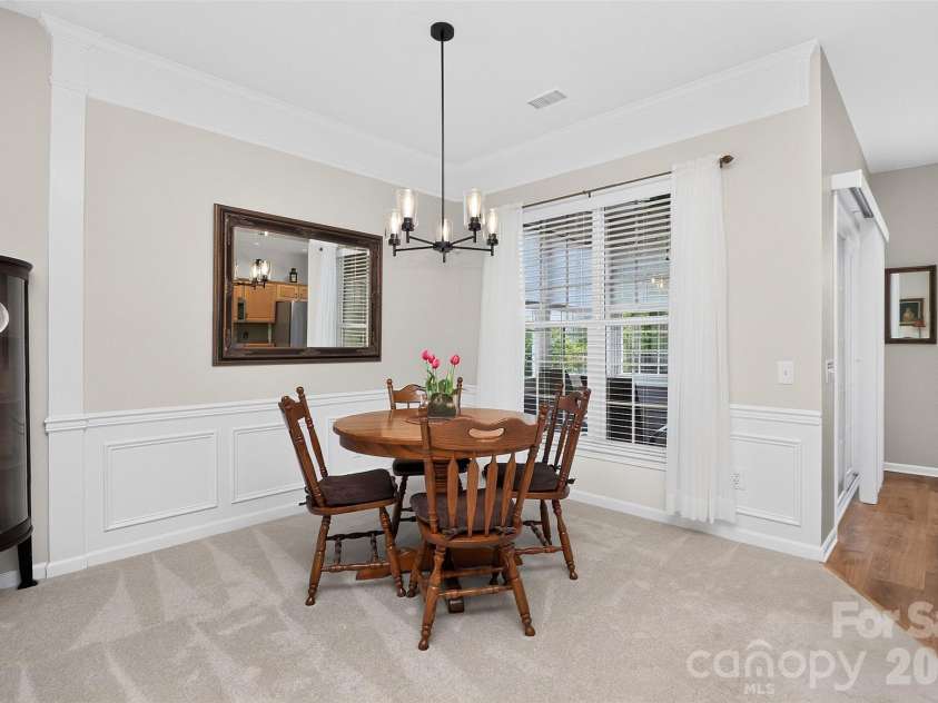 9247 Elrose Place, Charlotte, NC 28277.  MLS# CAR4424093, YatesRealty ID 51617. Dining Area