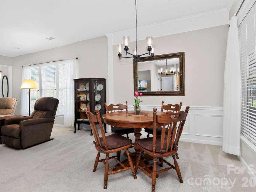 9247 Elrose Place, Charlotte, NC 28277.  MLS# CAR4424093, YatesRealty ID 51617. Dining Area