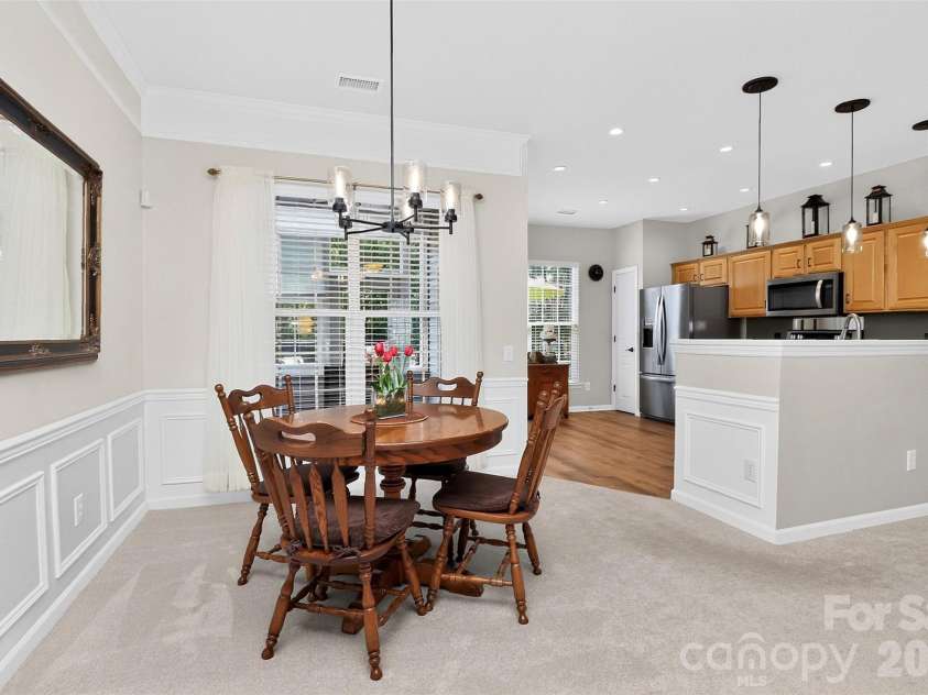 9247 Elrose Place, Charlotte, NC 28277.  MLS# CAR4424093, YatesRealty ID 51617. Dining Area