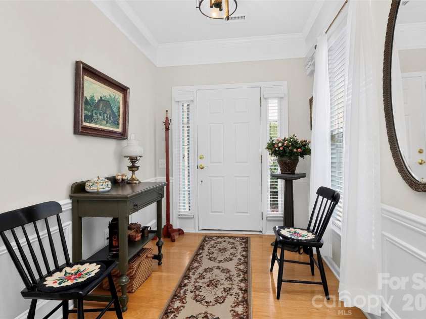 9247 Elrose Place, Charlotte, NC 28277.  MLS# CAR4424093, YatesRealty ID 51617. Foyer