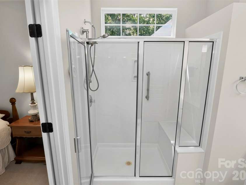 9247 Elrose Place, Charlotte, NC 28277.  MLS# CAR4424093, YatesRealty ID 51617. Primary Bath/Shower