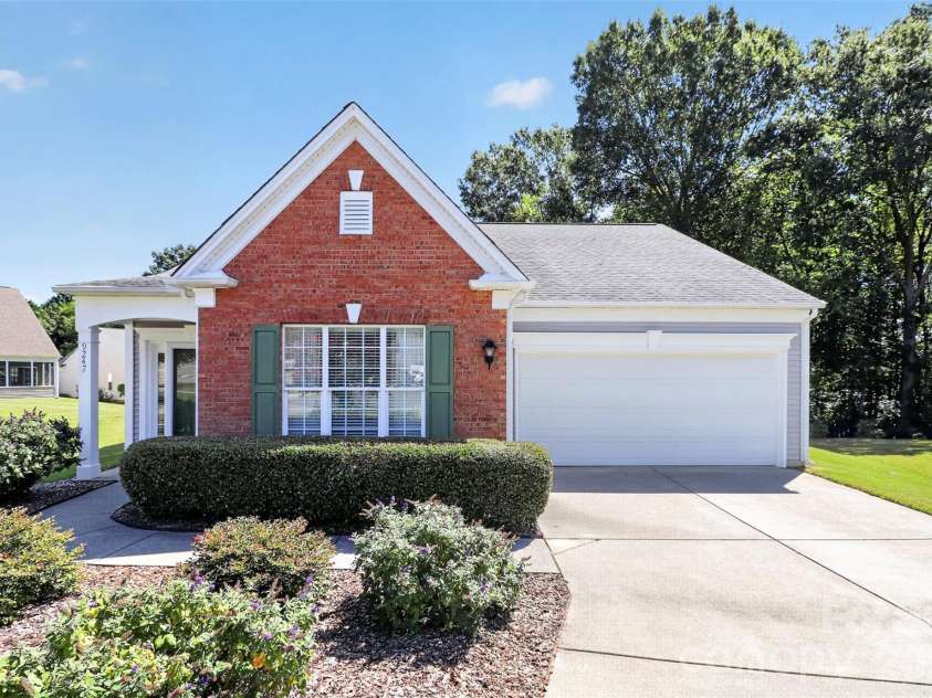 9247 Elrose Place, Charlotte, NC 28277.  MLS# CAR4424093, YatesRealty ID 51617. Welcome Home!