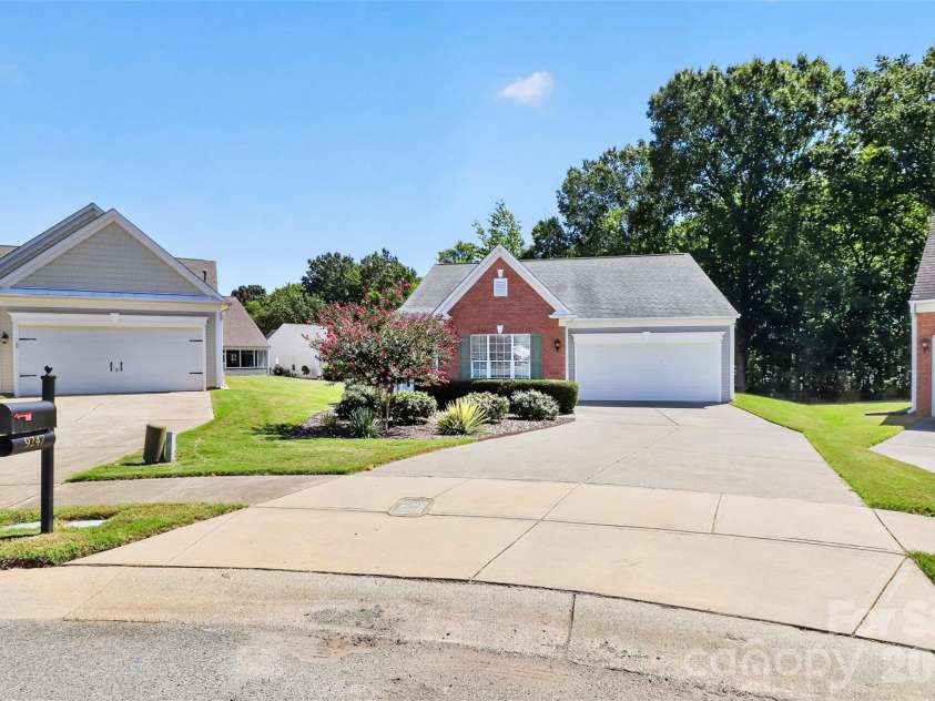 9247 Elrose Place, Charlotte, NC 28277.  MLS# CAR4424093, YatesRealty ID 51617. Your New Home!