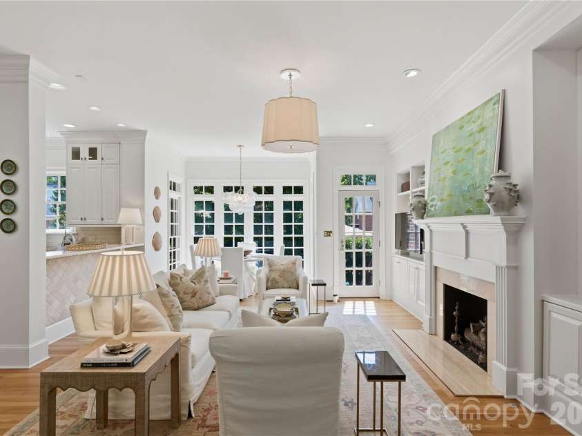 2606 Sheffield Crescent Court, Charlotte, NC 28226.  MLS# CAR4422877, YatesRealty ID 51618. 
