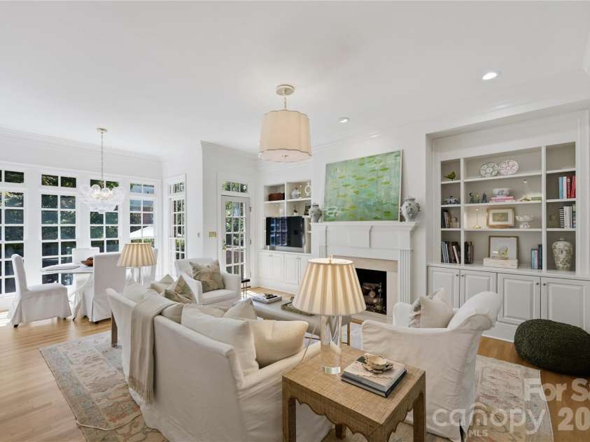 2606 Sheffield Crescent Court, Charlotte, NC 28226.  MLS# CAR4422877, YatesRealty ID 51618. 