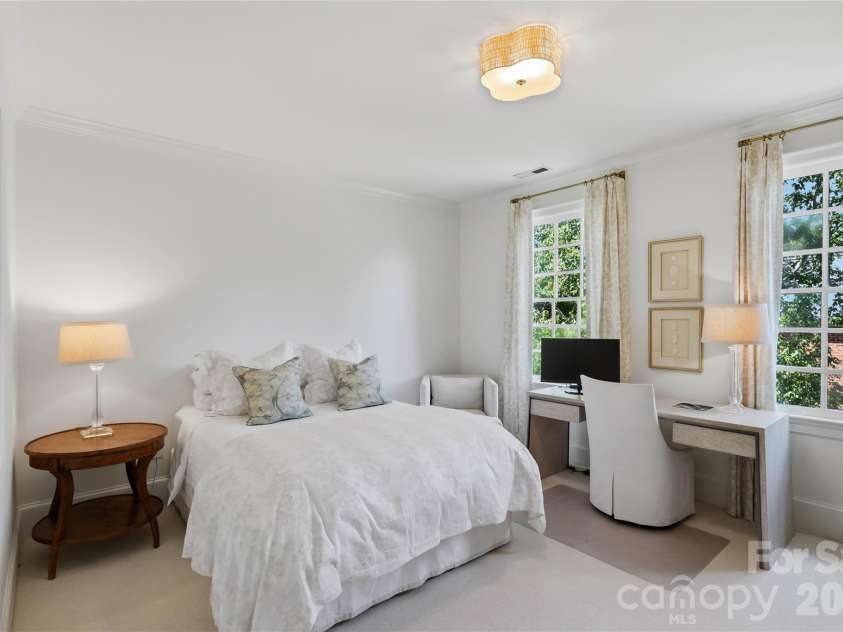 2606 Sheffield Crescent Court, Charlotte, NC 28226.  MLS# CAR4422877, YatesRealty ID 51618. 