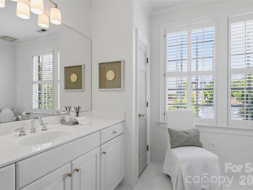 2606 Sheffield Crescent Court, Charlotte, NC 28226.  MLS# CAR4422877, YatesRealty ID 51618. 