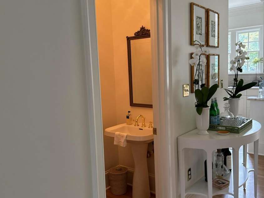 2606 Sheffield Crescent Court, Charlotte, NC 28226.  MLS# CAR4422877, YatesRealty ID 51618. 