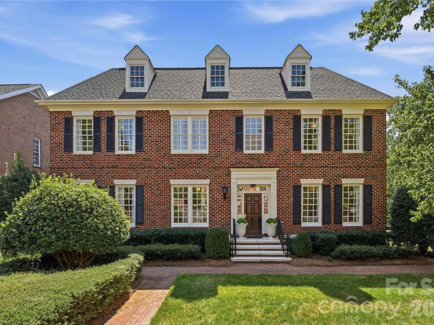 2606 Sheffield Crescent Court, Charlotte, NC 28226.  MLS# CAR4422877, YatesRealty ID 51618. 
