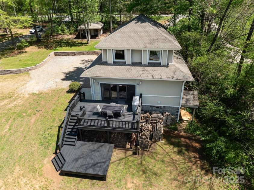 1395 Roundstone Road, Sherrills Ford, NC 28673.  MLS# CAR4243971, YatesRealty ID 5162. 