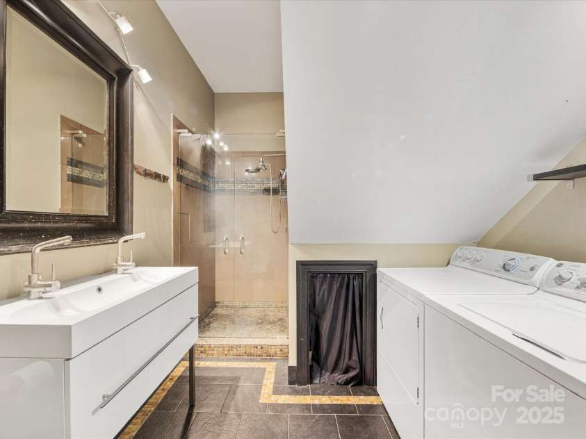 1395 Roundstone Road, Sherrills Ford, NC 28673.  MLS# CAR4243971, YatesRealty ID 5162. 