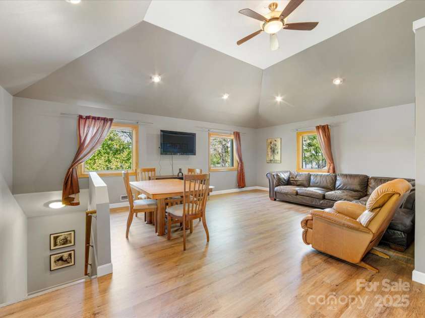 1395 Roundstone Road, Sherrills Ford, NC 28673.  MLS# CAR4243971, YatesRealty ID 5162. 