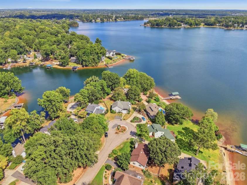3022 Point Clear Drive, Tega Cay, SC 29708.  MLS# CAR4423199, YatesRealty ID 51620. 