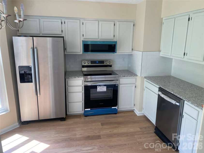 11101 Deerpath Court, Charlotte, NC 28262.  MLS# CAR4420188, YatesRealty ID 51623. 