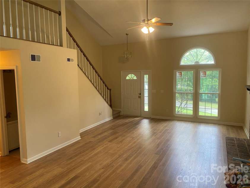 11101 Deerpath Court, Charlotte, NC 28262.  MLS# CAR4420188, YatesRealty ID 51623. Open Concept