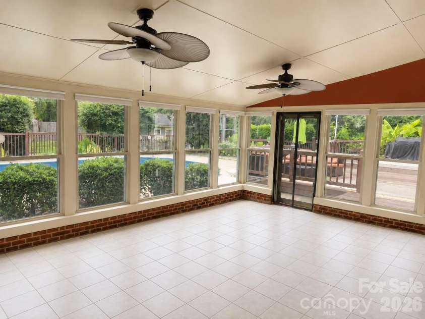 3709 Stoneglen Path, Charlotte, NC 28269.  MLS# CAR4419830, YatesRealty ID 51624. Sunroom