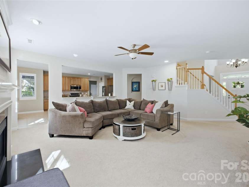 11019 King George Lane, Waxhaw, NC 28173.  MLS# CAR4418983, YatesRealty ID 51626. 