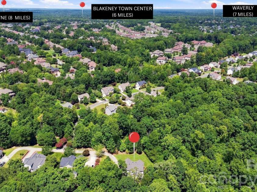 11019 King George Lane, Waxhaw, NC 28173.  MLS# CAR4418983, YatesRealty ID 51626. 