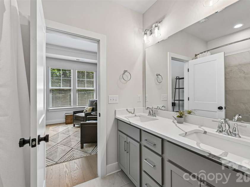 739 Beaty Street, Davidson, NC 28036.  MLS# CAR4420114, YatesRealty ID 51627. 2nd Primary Bathroom on 3rd Level