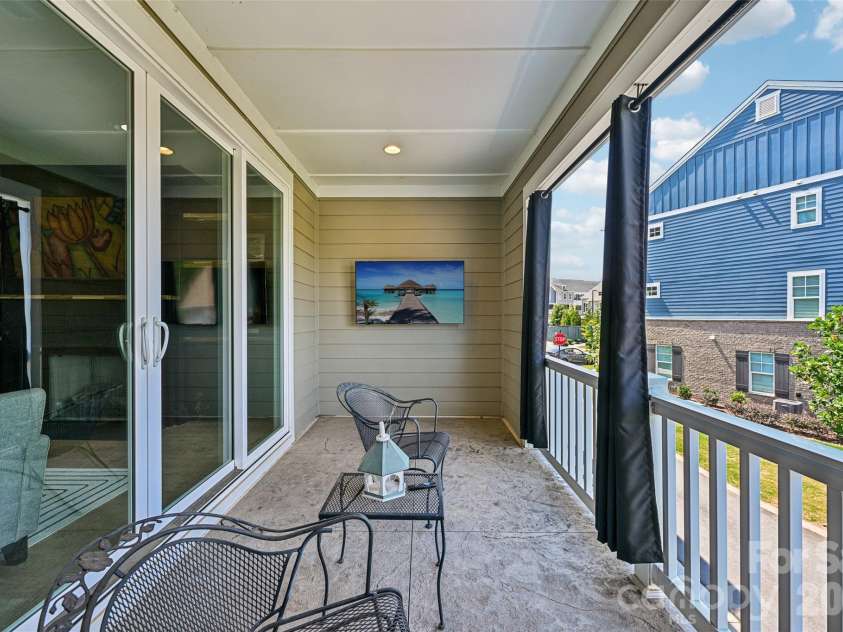 739 Beaty Street, Davidson, NC 28036.  MLS# CAR4420114, YatesRealty ID 51627. 