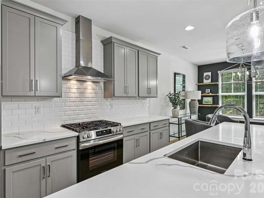 739 Beaty Street, Davidson, NC 28036.  MLS# CAR4420114, YatesRealty ID 51627. Kitchen on 2nd Level