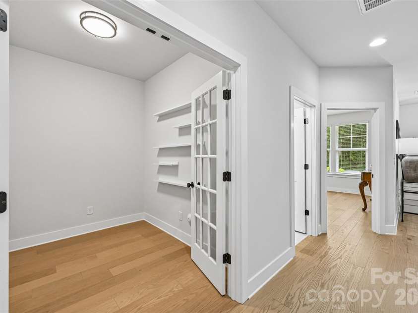739 Beaty Street, Davidson, NC 28036.  MLS# CAR4420114, YatesRealty ID 51627. Office on Main Level