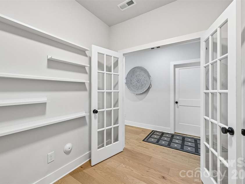 739 Beaty Street, Davidson, NC 28036.  MLS# CAR4420114, YatesRealty ID 51627. Office on Main Level