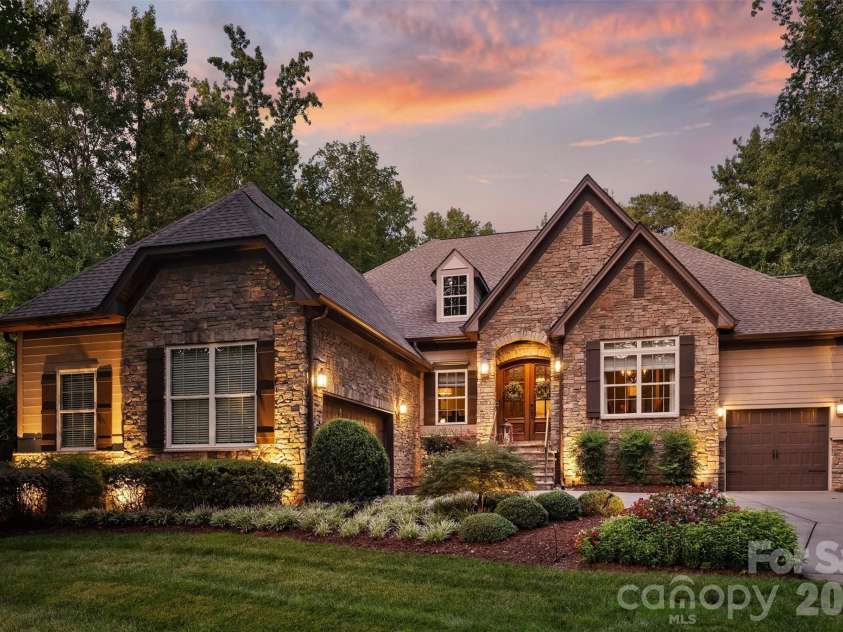1237 Bromley Drive, Weddington, NC 28104.  MLS# CAR4418302, YatesRealty ID 51629. 