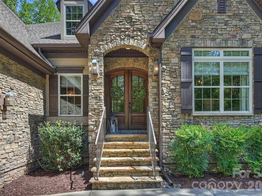 1237 Bromley Drive, Weddington, NC 28104.  MLS# CAR4418302, YatesRealty ID 51629. 