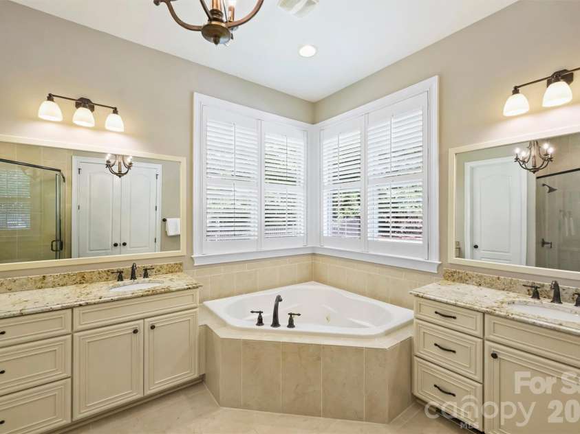 1237 Bromley Drive, Weddington, NC 28104.  MLS# CAR4418302, YatesRealty ID 51629. 
