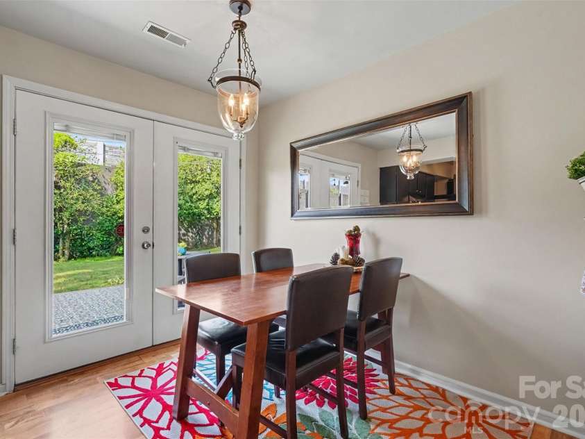 11407 Treebark Drive, Pineville, NC 28134.  MLS# CAR4418322, YatesRealty ID 51630. Dining room