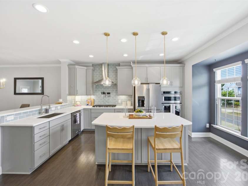 346 Belton Street, Charlotte, NC 28209.  MLS# CAR4419009, YatesRealty ID 51632. 