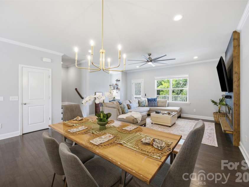 346 Belton Street, Charlotte, NC 28209.  MLS# CAR4419009, YatesRealty ID 51632. 