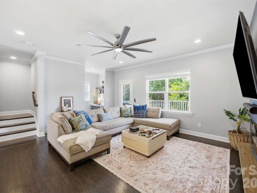 346 Belton Street, Charlotte, NC 28209.  MLS# CAR4419009, YatesRealty ID 51632. 