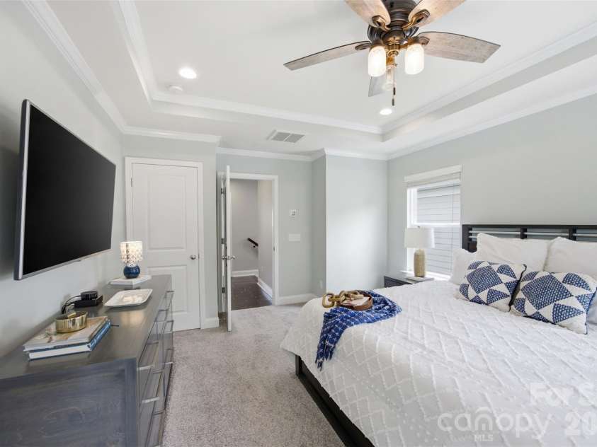 346 Belton Street, Charlotte, NC 28209.  MLS# CAR4419009, YatesRealty ID 51632. 