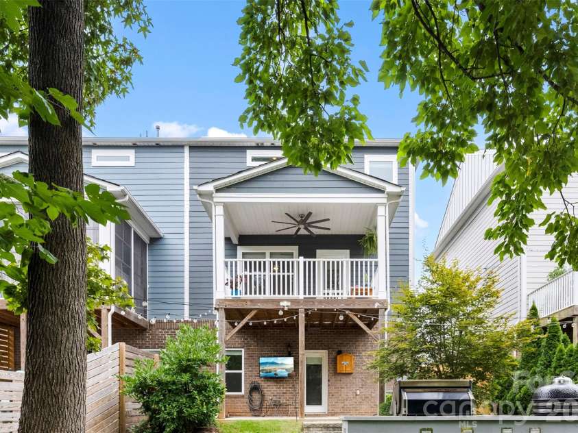 346 Belton Street, Charlotte, NC 28209.  MLS# CAR4419009, YatesRealty ID 51632. 