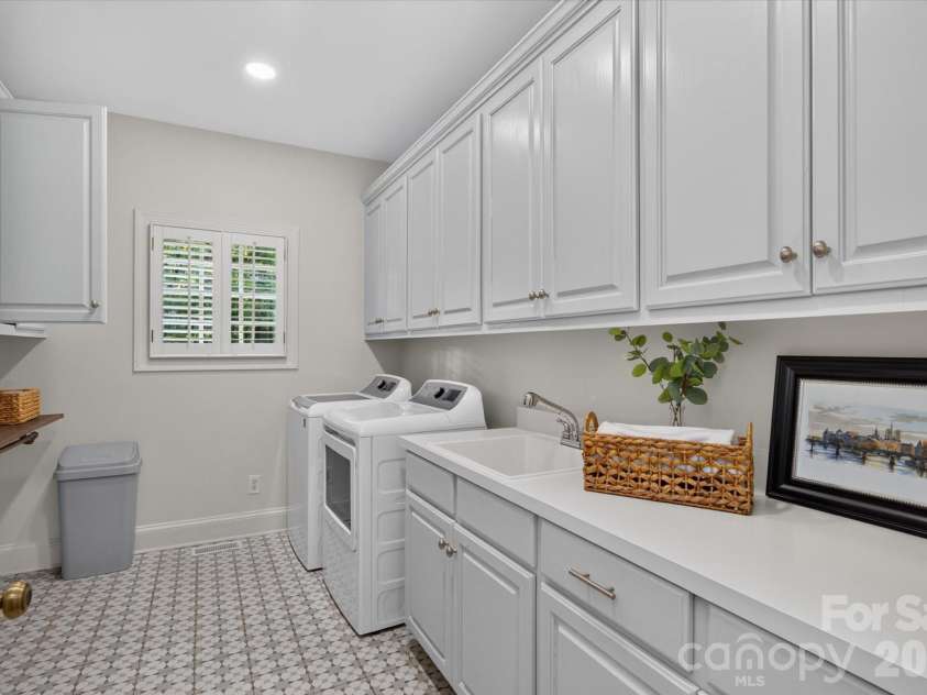 611 Pacer Lane, Waxhaw, NC 28173.  MLS# CAR4420787, YatesRealty ID 51634. 