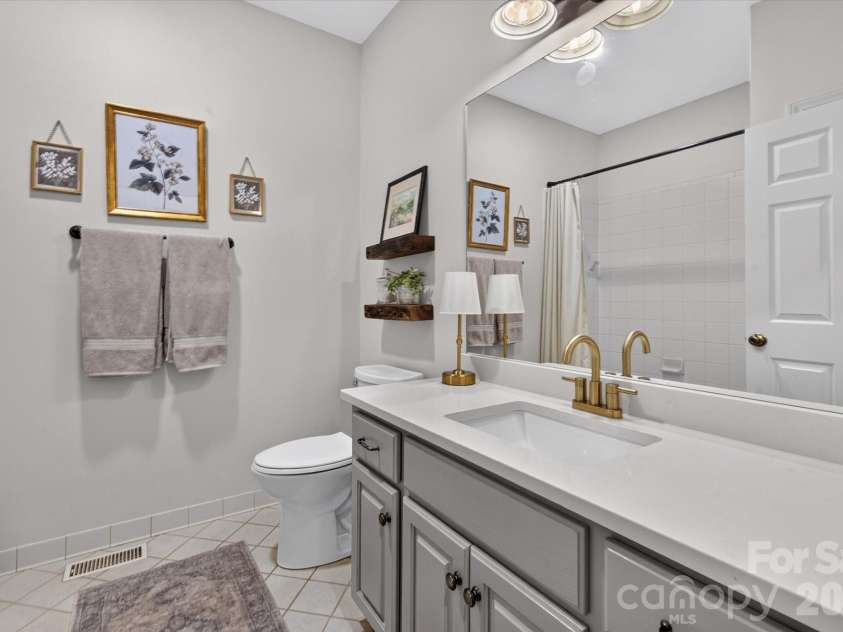 611 Pacer Lane, Waxhaw, NC 28173.  MLS# CAR4420787, YatesRealty ID 51634. 